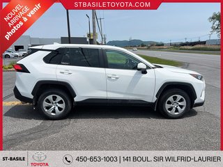 2022 Toyota RAV4 LE AWD SIÈGES CHAUFFANT BLUETOOTH in Saint-Basile-Le-Grand, Quebec - 5 - w320h240px