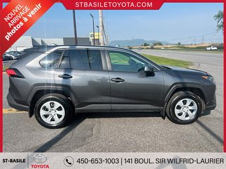 2022 Toyota RAV4 LE FWD SIEGES CHAUFFANTS CAMERA RECUL BLUETOOTH in Saint-Basile-Le-Grand, Quebec - 5 - w320h240px