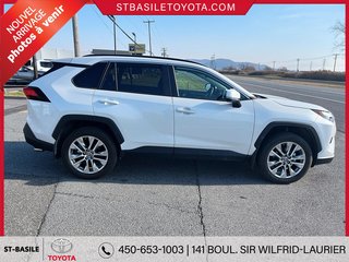 2023  RAV4 XLE PREMIUM  MAGS TOIT VOLANT/SIEGES CHAUFFA in Saint-Basile-Le-Grand, Quebec - 4 - w320h240px