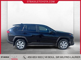 2024 Toyota RAV4 LE AWD SIEGES CHAUFFANTS CAMERA RECUL BLUETOOTH in Saint-Basile-Le-Grand, Quebec - 3 - w320h240px