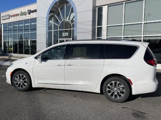 Pacifica Hybrid Pinnacle 2024 à Saint-Basile-le-Grand, Québec - 2 - w320h240px