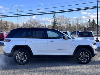 2023 Jeep Grand Cherokee 4xe GRAND CHEROKEE TRAILHAWK PHEV in Saint-Basile-le-Grand, Quebec - 4 - w320h240px