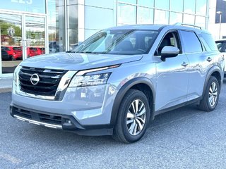 Nissan Pathfinder SL 4WD 2022 à Saint-Basile-le-Grand, Québec - 3 - w320h240px