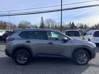 Nissan Rogue S TI 2023 à Saint-Basile-le-Grand, Québec - 4 - w320h240px