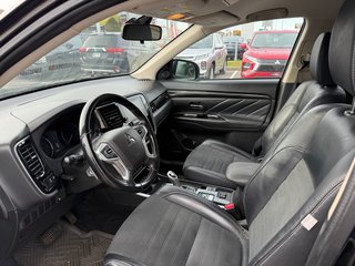 2018 Mitsubishi Outlander PHEV SE**S-AWC**CARPLAY**CRUISE**SIEGES CHAUFFANTS** in Saint-Eustache, Quebec - 3 - w320h240px