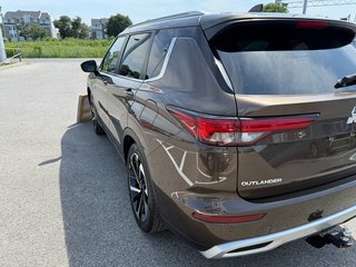Mitsubishi OUTLANDER PHEV SEL**S-AWC**TAUX À PARTIR DE 0.9%**TOIT**CUIR**NAV 2023 à Saint-Eustache, Québec - 4 - w320h240px