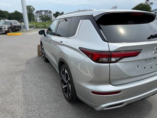 Mitsubishi Outlander GT-PREMIUM**S-AWC**CUIR 2-TONS**TAUX 0.9%**TOIT** 2022 à Saint-Eustache, Québec - 4 - w320h240px