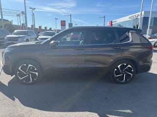 2022 Mitsubishi Outlander SEL**S-AWC**TAUX À PARTIR 0.9%**TOIT OUVRANT**CUIR in Saint-Eustache, Quebec - 3 - w320h240px