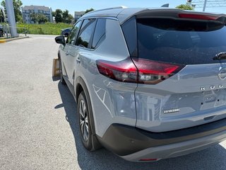 Nissan Rogue SV**BAS KM**AWD/4X4**CUIR**TOIT OUVRANT**CARPLAY** 2022 à Saint-Eustache, Québec - 4 - w320h240px