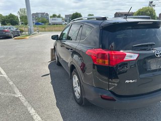 Toyota RAV4 LE**4X4/AWD**BLUETOOTH**CRUISE**AIR CLIMATISÉ** 2015 à Saint-Eustache, Québec - 4 - w320h240px