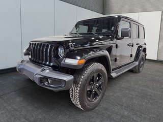 2023 Jeep Wrangler 4-Door Sahara Altitude 3.6 L V6