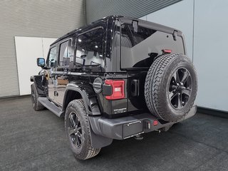 2023 Jeep Wrangler 4-Door Sahara Altitude 3.6 L V6