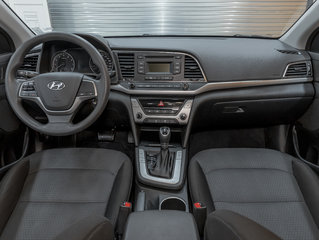 Hyundai Elantra  2017 à St-Jérôme, Québec - 10 - w320h240px