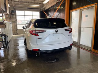 Acura RDX  2024 à St-Jérôme, Québec - 8 - w320h240px