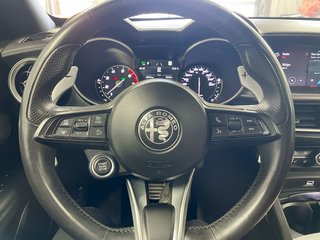 Alfa Romeo Stelvio  2022 à St-Jérôme, Québec - 16 - w320h240px