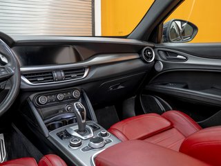 Alfa Romeo Stelvio  2022 à St-Jérôme, Québec - 22 - w320h240px