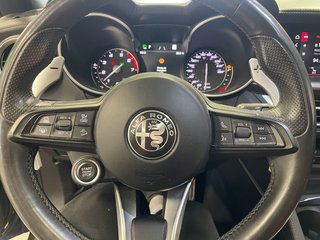 2022 Alfa Romeo Stelvio in St-Jérôme, Quebec - 14 - w320h240px