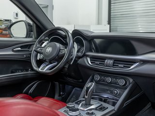 Alfa Romeo Stelvio  2022 à St-Jérôme, Québec - 24 - w320h240px