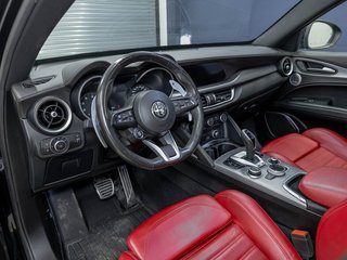 Alfa Romeo Stelvio  2022 à St-Jérôme, Québec - 4 - w320h240px