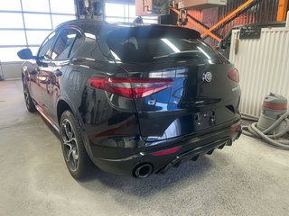 Alfa Romeo Stelvio  2022 à St-Jérôme, Québec - 8 - w320h240px