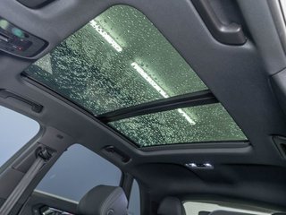 Audi Q3  2024 à St-Jérôme, Québec - 4 - w320h240px