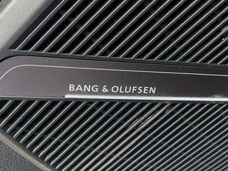 2022 Audi Q5 in St-Jérôme, Quebec - 17 - w320h240px