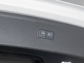 Audi Q5  2023 à St-Jérôme, Québec - 32 - w320h240px