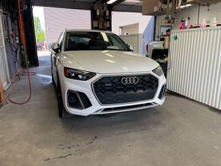Audi Q5  2023 à St-Jérôme, Québec - 12 - w320h240px