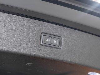 Audi Q7  2023 à St-Jérôme, Québec - 32 - w320h240px