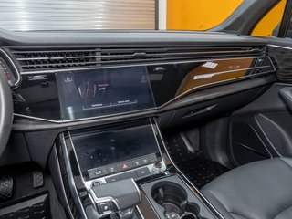 Audi Q7  2023 à St-Jérôme, Québec - 21 - w320h240px