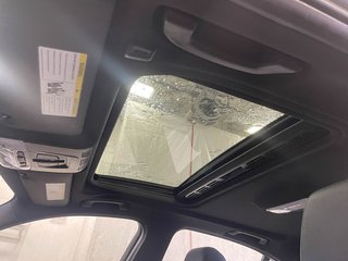 2018 BMW 3 Series in St-Jérôme, Quebec - 3 - w320h240px