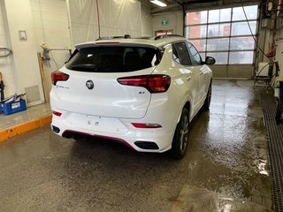 Buick Encore GX  2021 à St-Jérôme, Québec - 9 - w320h240px