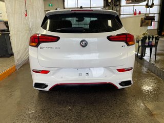 Buick Encore GX  2021 à St-Jérôme, Québec - 8 - w320h240px