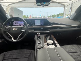 Cadillac Escalade  2024 à St-Jérôme, Québec - 13 - w320h240px