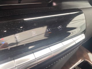 Cadillac Escalade  2024 à St-Jérôme, Québec - 18 - w320h240px
