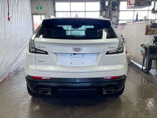 2019 Cadillac XT4 in St-Jérôme, Quebec - 8 - w320h240px