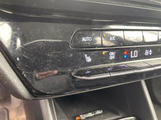 2022 Chevrolet BOLT EUV in St-Jérôme, Quebec - 12 - w320h240px