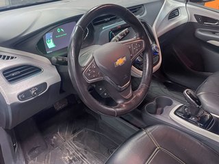 2019 Chevrolet Bolt EV in St-Jérôme, Quebec - 3 - w320h240px