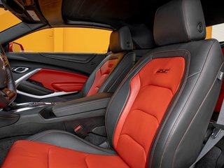 Chevrolet Camaro  2021 à St-Jérôme, Québec - 10 - w320h240px