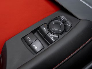 Chevrolet Camaro  2021 à St-Jérôme, Québec - 27 - w320h240px