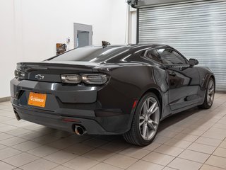 Chevrolet Camaro  2022 à St-Jérôme, Québec - 8 - w320h240px