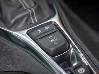 Chevrolet Camaro  2022 à St-Jérôme, Québec - 21 - w320h240px