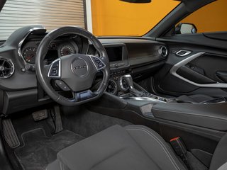 Chevrolet Camaro  2022 à St-Jérôme, Québec - 2 - w320h240px