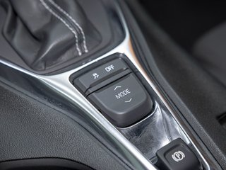 Chevrolet Camaro  2023 à St-Jérôme, Québec - 24 - w320h240px