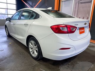 2019 Chevrolet Cruze in St-Jérôme, Quebec - 5 - w320h240px