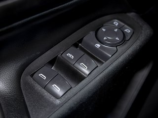 Chevrolet Equinox  2018 à St-Jérôme, Québec - 23 - w320h240px