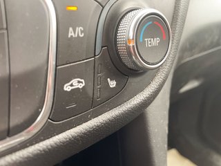 2020 Chevrolet Equinox in St-Jérôme, Quebec - 12 - w320h240px