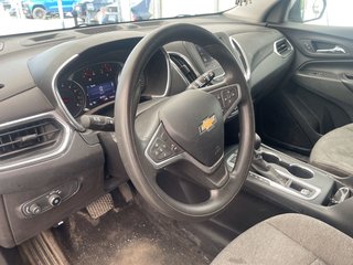 Chevrolet Equinox  2022 à St-Jérôme, Québec - 3 - w320h240px