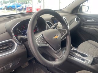 Chevrolet Equinox  2023 à St-Jérôme, Québec - 4 - w320h240px