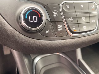 Chevrolet Malibu  2023 à St-Jérôme, Québec - 12 - w320h240px